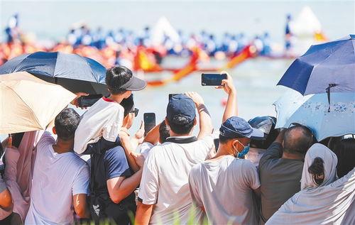 海南游客爆料事件视频,海滩冲突引发社会关注 第2张 海南游客爆料事件视频,海滩冲突引发社会关注 第2张